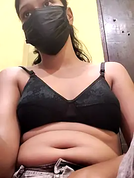 Snapshot of Minakshi-Gi chatting on July 2026 07:10:02 PM Minakshi-Gi online show from July 2026 07:10:02 PM