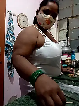 CUTE-LOVE-SWEETS online show from February 2026 02:39:02 PM