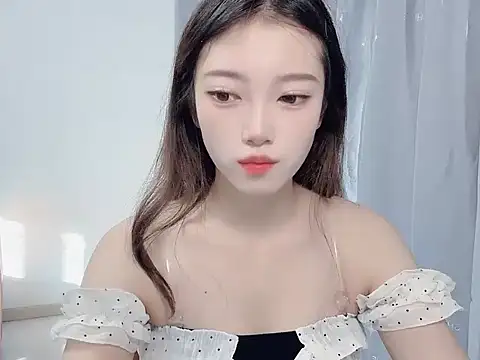 Snapshot of yuyayayu chatting on November 2025 01:11:01 AM yuyayayu online show from November 2025 01:11:01 AM