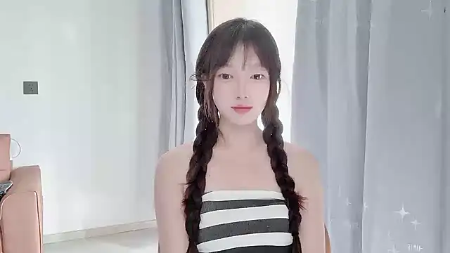 Snapshot of yuyayayu chatting on November 2025 07:30:01 AM yuyayayu online show from November 2025 07:30:01 AM