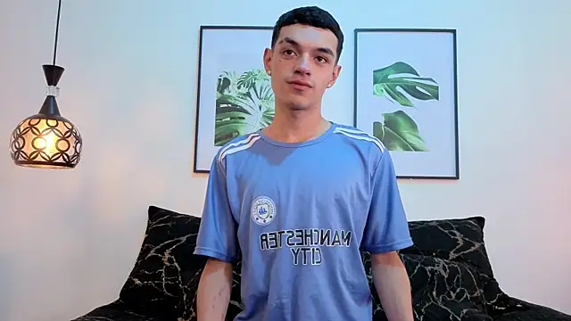 krisstormvg online show from December 2025 08:14:01 PM