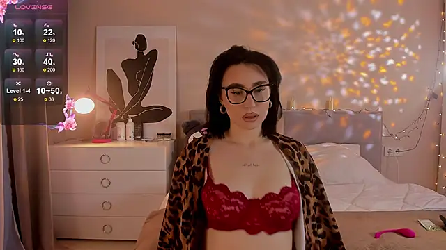 Lia May online show from December 2025 02:38:01 AM