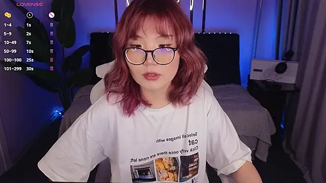 Snapshot of Erica_Asti chatting on December 2025 03:58:02 AM Erica Asti online show from December 2025 03:58:02 AM