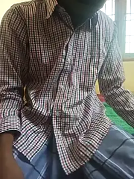 Shadow Guy online show from December 2025 04:44:02 AM