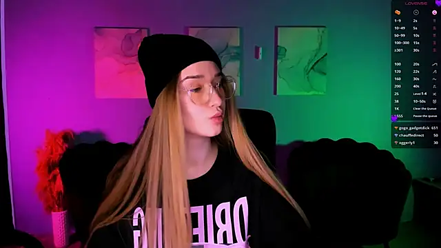  kellykitten  online show from February 2026 02:32:01 PM