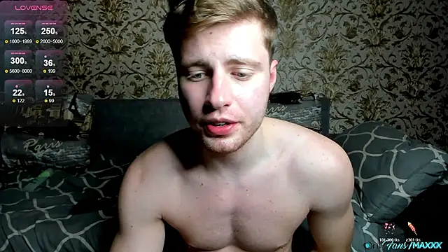Maxhornyblondieman online show from March 2026 11:22:02 PM