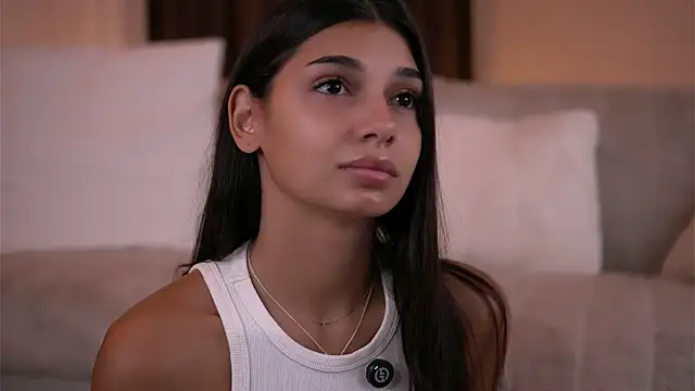 Snapshot of LuvCaprice chatting on August 2026 03:38:02 PM LuvCaprice online show from August 2026 03:38:02 PM