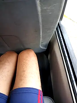 juunioreest online show from December 2025 08:37:02 PM