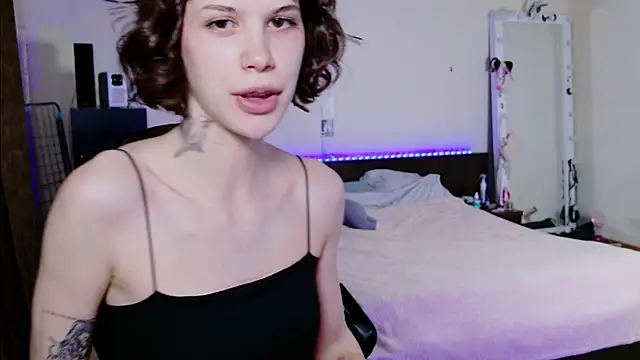 Snapshot of Ebfaafret chatting on December 2025 07:02:02 AM Ebfaafret online show from December 2025 07:02:02 AM