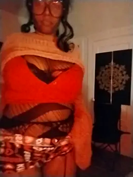 Snapshot of Nusii_pooh chatting on November 2025 10:18:01 AM Nusii pooh online show from November 2025 10:18:01 AM