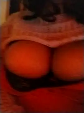 Snapshot of Nusii_pooh chatting on November 2025 10:23:01 PM Nusii pooh online show from November 2025 10:23:01 PM