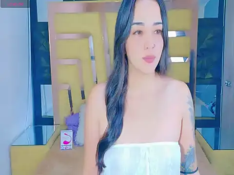 Snapshot of CailinSmith chatting on November 2025 12:08:02 PM CailinSmith online show from November 2025 12:08:02 PM