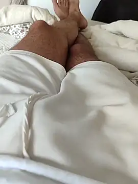 Snapshot of berkkderlerr chatting on November 2025 10:49:02 AM berkkderlerr online show from November 2025 10:49:02 AM