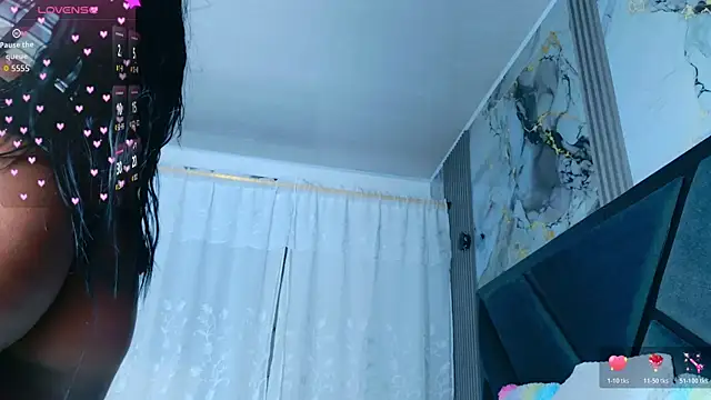Snapshot of SofiaCopper chatting on May 2026 11:51:01 AM SofiaCopper online show from May 2026 11:51:01 AM