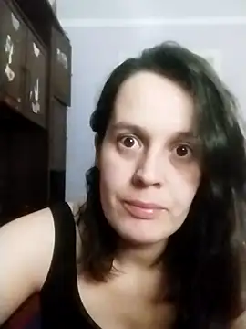 Liliakis online show from November 2025 08:02:01 PM