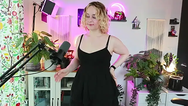Snapshot of xzoeyryanx chatting on July 2026 04:31:02 PM xzoeyryanx online show from July 2026 04:31:02 PM