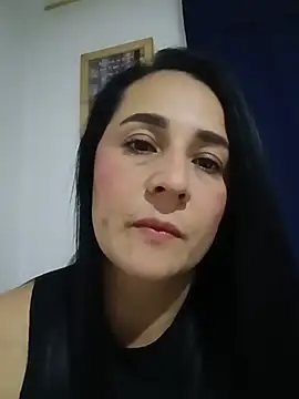 Snapshot of Sex_Annie chatting on May 2026 04:10:02 AM Sex Annie online show from May 2026 04:10:02 AM
