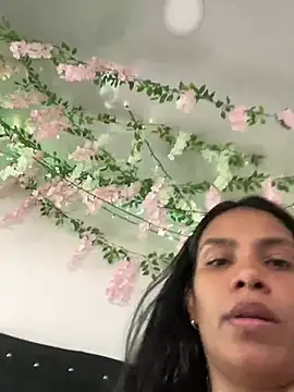 ArielleMillerr- online show from July 2026 05:20:01 PM