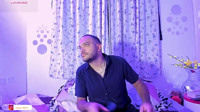 Sussy Mark online show from January 2026 01:03:01 PM