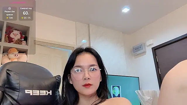 Snapshot of Achix58 chatting on March 2026 04:00:01 PM Achix58 online show from March 2026 04:00:01 PM