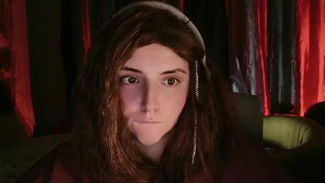 DaraSecret online show from December 2025 09:20:02 PM