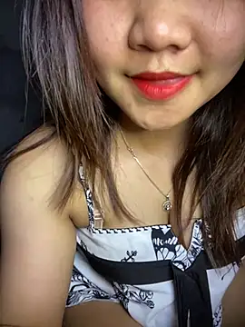 Snapshot of Sunset-yll chatting on April 2026 08:30:02 AM Sunset-yll online show from April 2026 08:30:02 AM