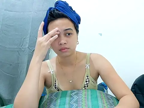 Ursexyasianskinny online show from April 2026 05:32:01 AM