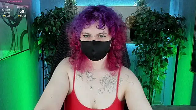 Snapshot of CharlotteRach chatting on November 2025 01:44:02 PM CharlotteRach online show from November 2025 01:44:02 PM