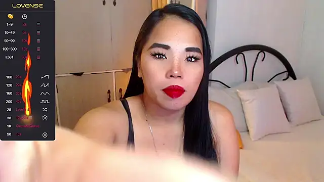 SquirtyLillyx online show from November 2025 04:34:02 AM