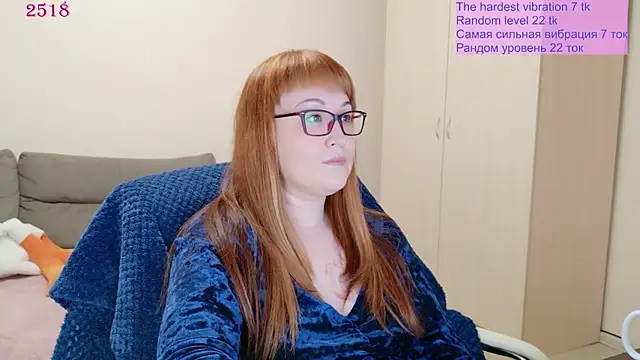Snapshot of Foxy-lady chatting on June 2026 08:34:01 AM Foxy-lady online show from June 2026 08:34:01 AM