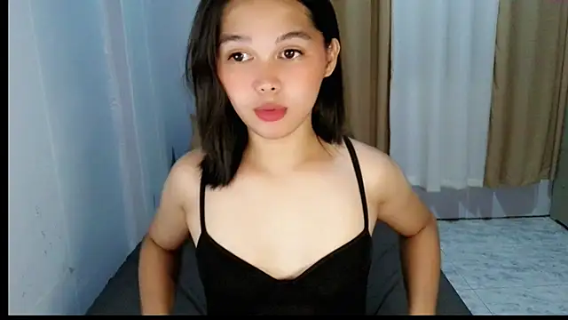 Snapshot of sluttyLeila chatting on March 2026 12:32:01 PM sluttyLeila online show from March 2026 12:32:01 PM
