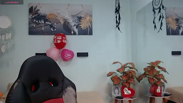 DraxBlade09 online show from February 2026 06:37:01 PM