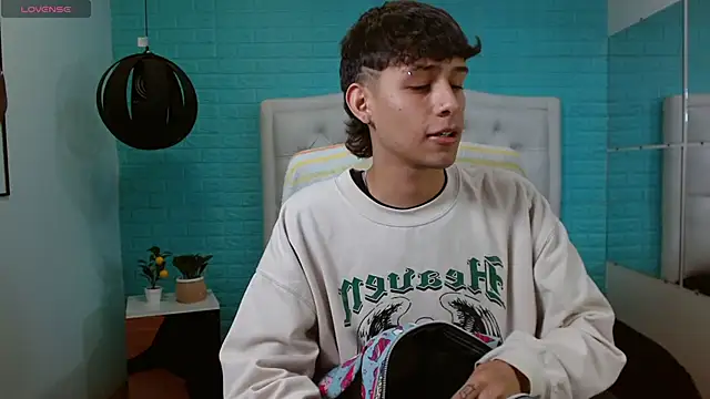 DraxBlade09 online show from March 2026 07:47:01 PM