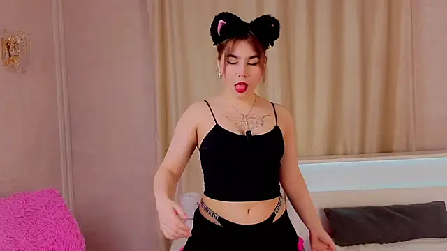 LaneUmanzor online show from December 2025 11:04:01 AM