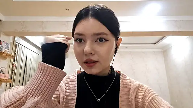 Snapshot of CorinneKindregans chatting on November 2025 03:55:02 PM CorinneKindregans online show from November 2025 03:55:02 PM