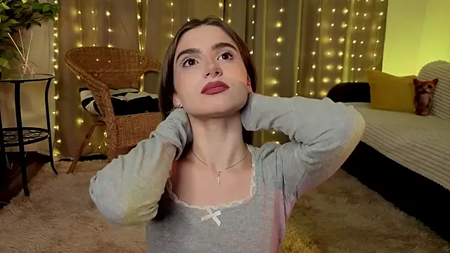 RozanneJordan online show from February 2026 06:11:02 PM