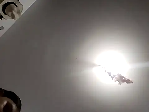 Snapshot of Vivianna__colombia chatting on December 2025 03:25:01 AM Vivianna colombia online show from December 2025 03:25:01 AM