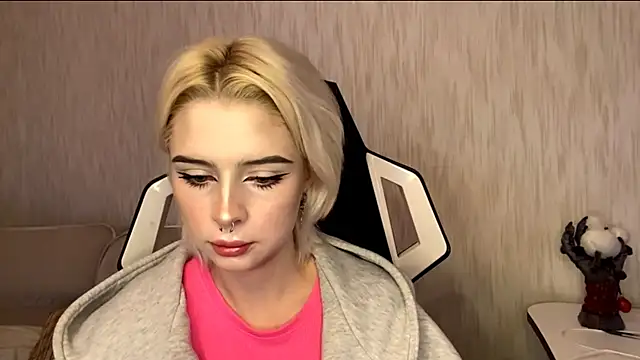 DayleSileo online show from November 2025 05:40:01 AM