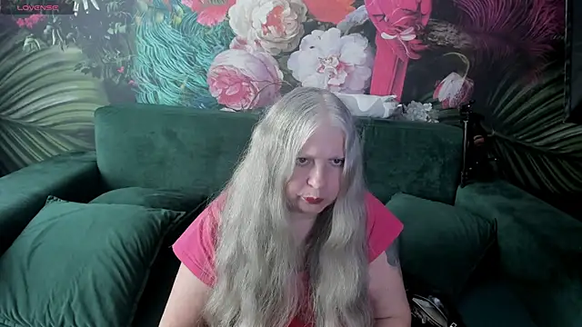 Snapshot of mariabelladonna chatting on July 2026 09:57:01 PM mariabelladonna online show from July 2026 09:57:01 PM