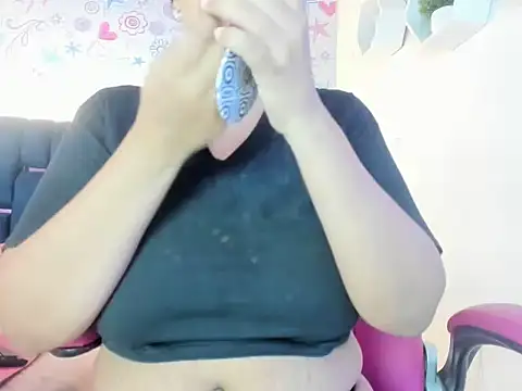 Snapshot of ISA_RIVAS chatting on November 2025 12:31:02 PM ISA RIVAS online show from November 2025 12:31:02 PM