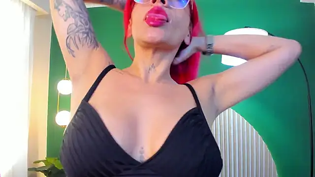 ambervans online show from November 2025 06:19:01 PM