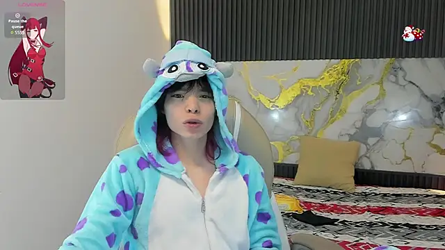 Snapshot of Sylasfrost chatting on December 2025 12:56:02 PM Sylasfrost online show from December 2025 12:56:02 PM