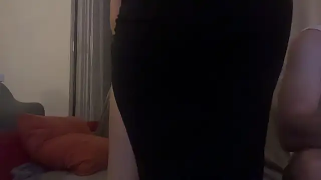ellafr13 online show from December 2025 01:04:02 AM