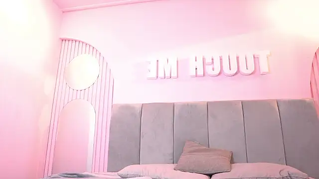 Bratz luxxxury online show from March 2026 12:51:01 AM