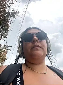 catbunnymmm online show from March 2026 04:36:01 PM