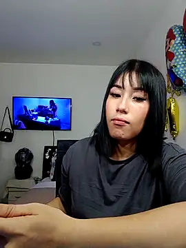 hot-shaved-baby online show from November 2025 08:08:01 PM