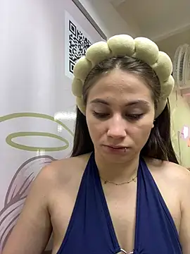 Snapshot of MiaWhiteBunny chatting on June 2026 09:03:02 PM MiaWhiteBunny online show from June 2026 09:03:02 PM