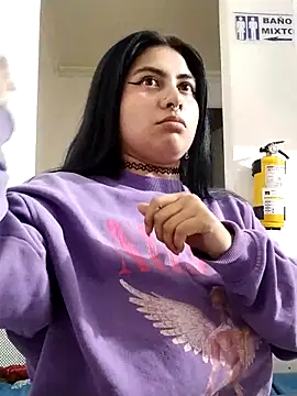 Emmyxxx online show from March 2026 04:07:02 AM