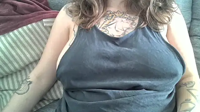 xxxluana online show from April 2026 04:49:01 PM