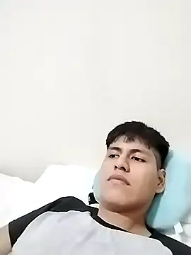 Snapshot of ariel2007gr chatting on January 2026 03:20:01 AM ariel2007gr online show from January 2026 03:20:01 AM